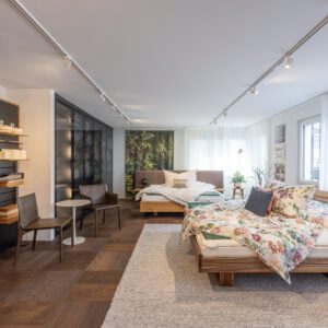 Scheuber_Ausstellung_Hüsler Nest Bett Couch