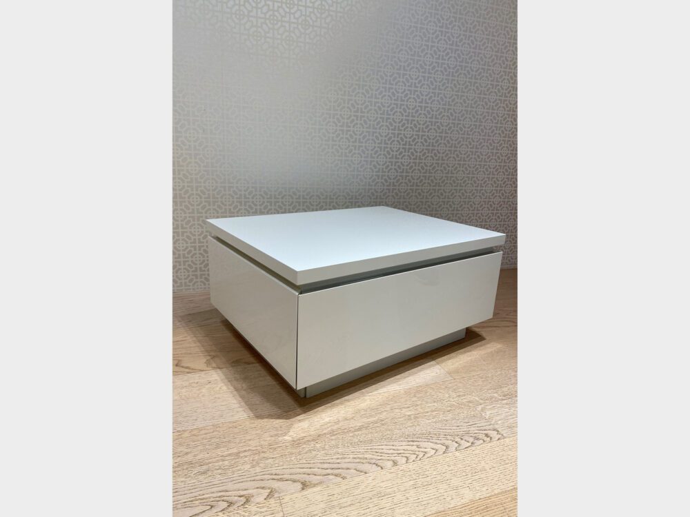 ScheuberAG_Interlübke_Nachttisch Cube (4)